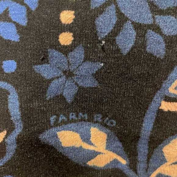 FARM RIO Macaw Forest Sweatshirt - Picture 5 of 5